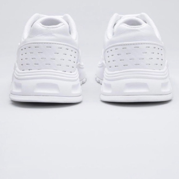 Infinity Flow leather  sneakers, size 9.5, - Picture 3 of 4